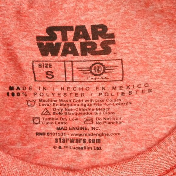 Star Wars Darth Vader T-Shirt Adult Small Short Sleeve Red‎ Mad Engine - Picture 8 of 9